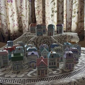 RARE Vintage Spice Village Set —Set   Of 28